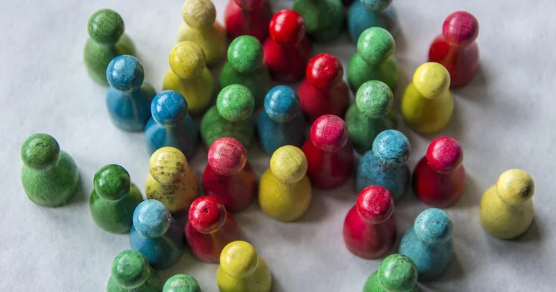 What are the 7 C's of leadership communication?